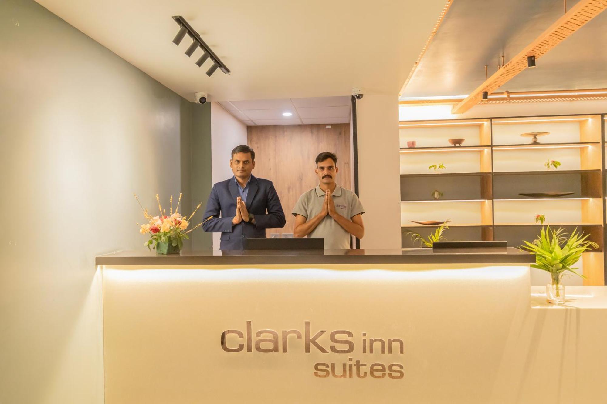 Clarks Inn Suites Джапур Экстерьер фото